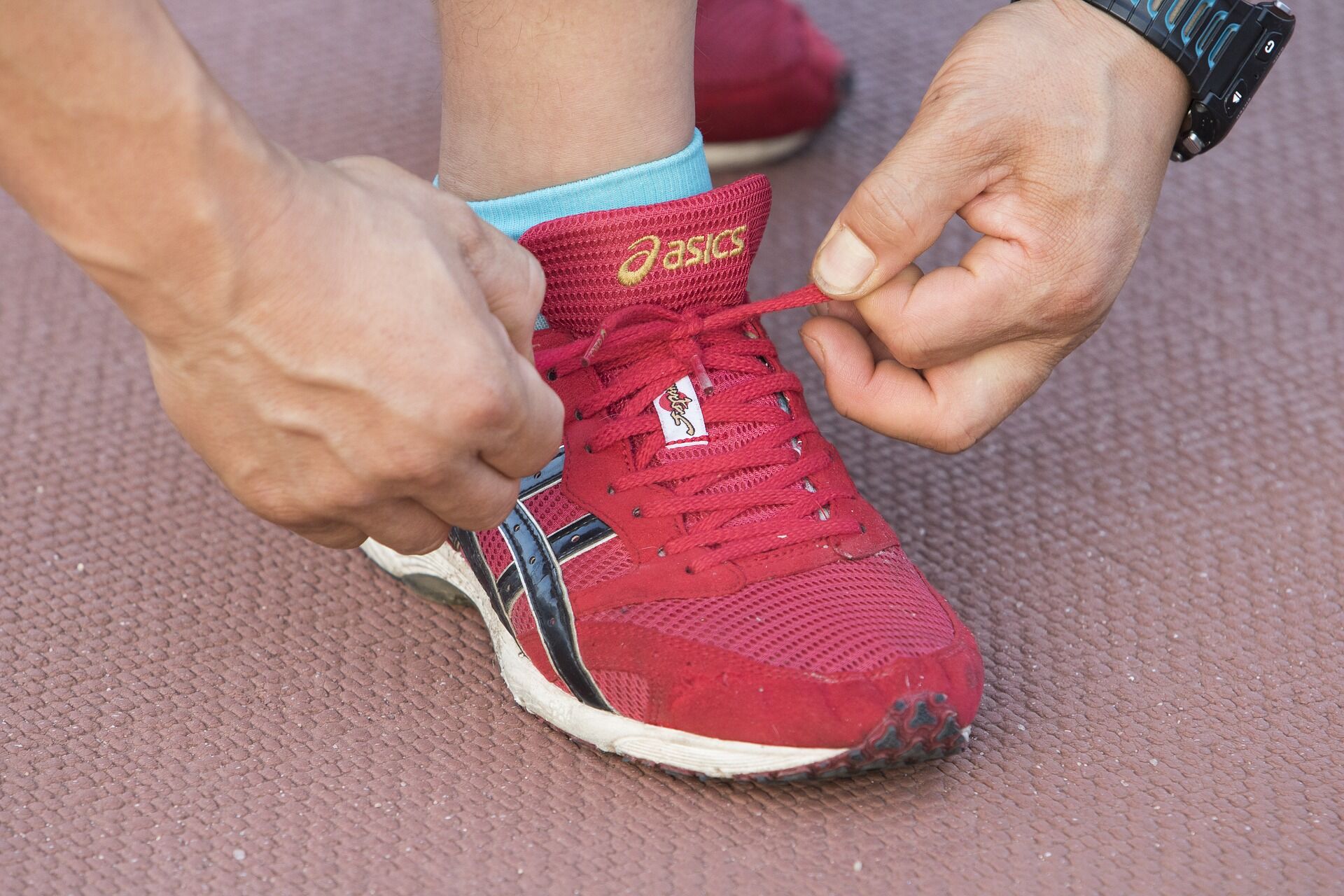 sneaker-3549982_1920